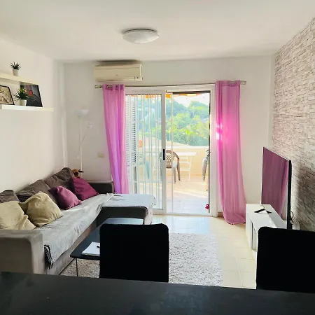 Siam Seaview Family Suit Апартаменты Адехе